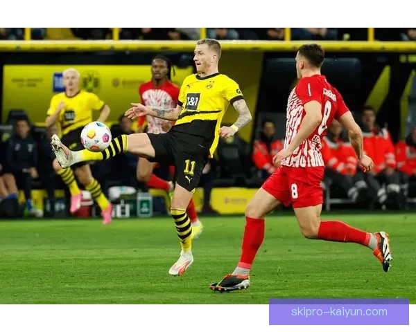 欧洲超级杯决赛：劲旅对决，历史时刻展现球队实力与荣耀