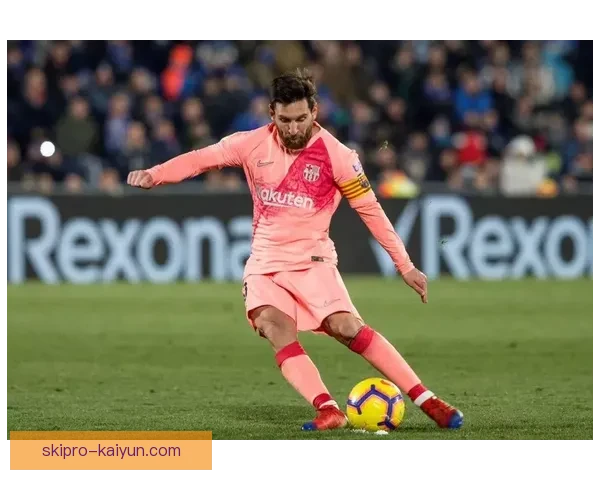 梅西多次夺得西甲金靴，表现稳健不容小觑强。