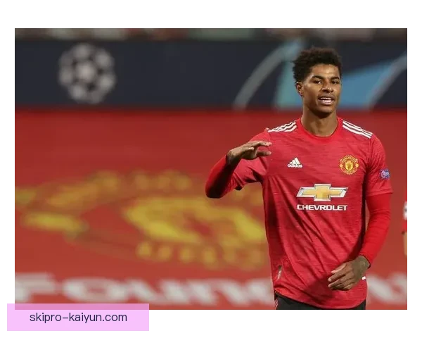 拉什福德与队友配合逐渐提升，状态回暖值得关注