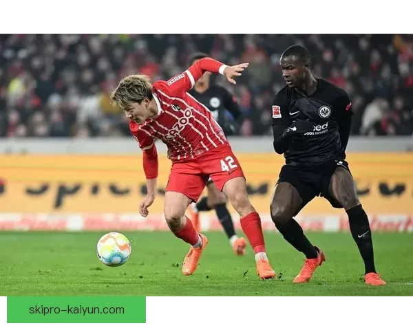 格里马尔多德甲表现稳健，攻防两端持续提升